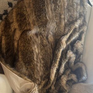 Nicole Miller Faux Fur Throw Blanket - Brown 53in x 60in